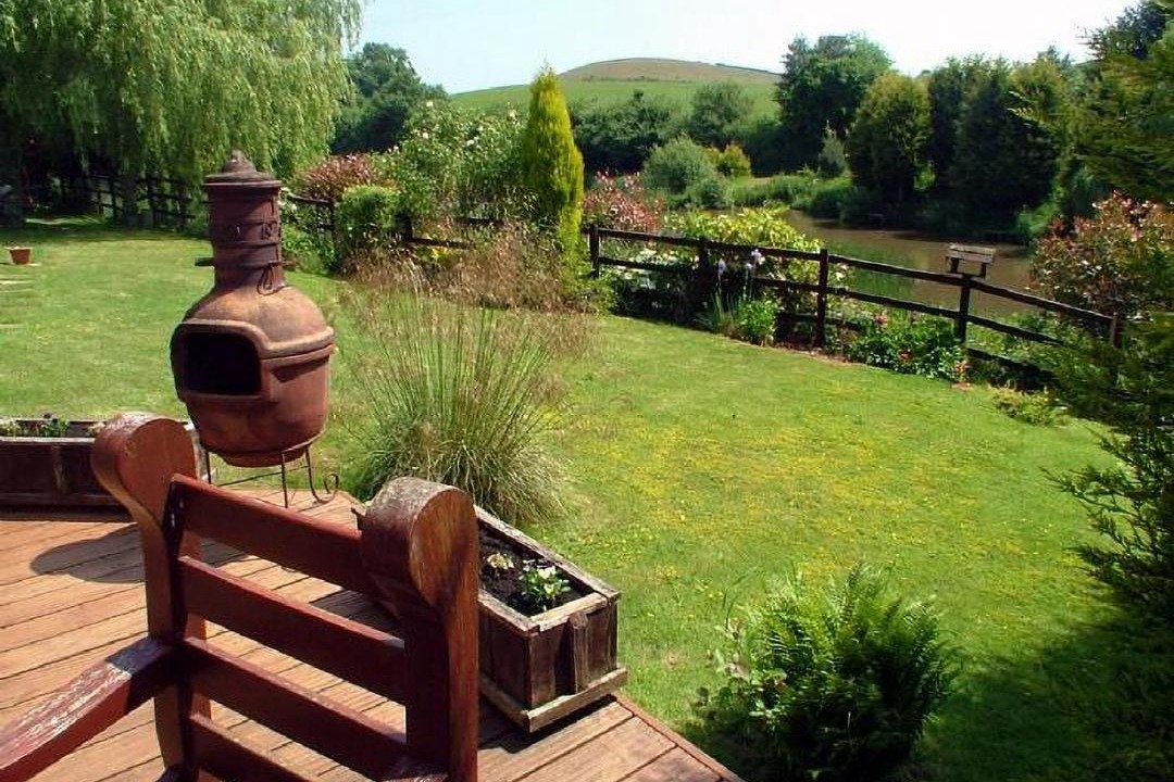 Photo of Others in Exminster