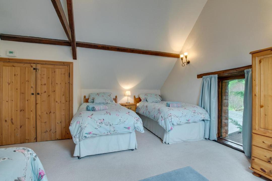 Photo of Others in Exminster