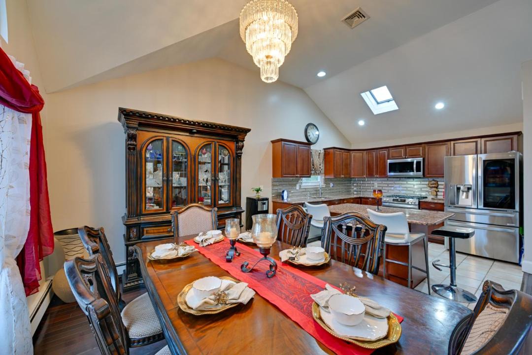 Photo of Others in Alden Manor