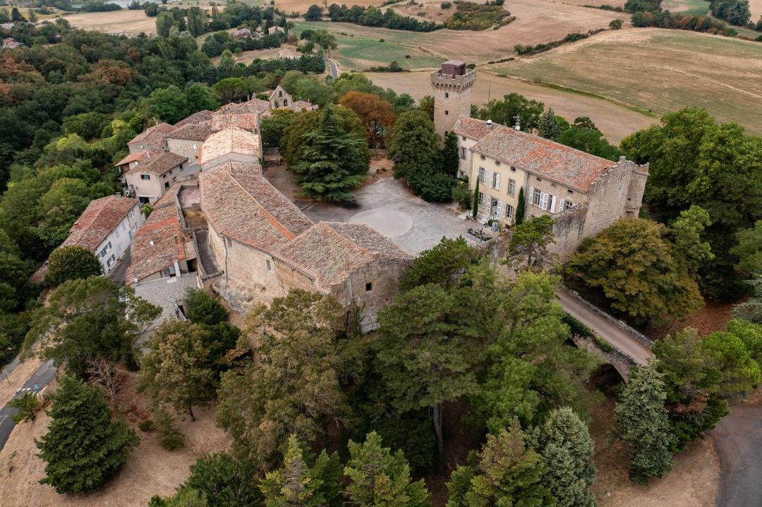 Photo of Buildings in La Pomarede