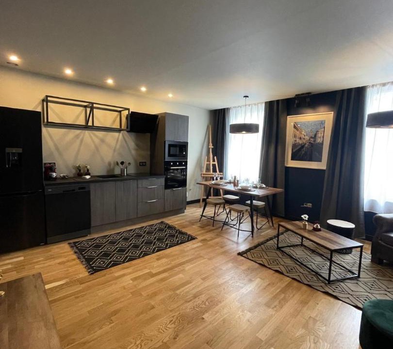 Photo of Others in Lens