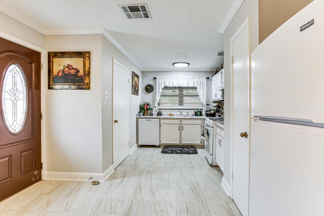 Photo of Kitchen in Bridge City