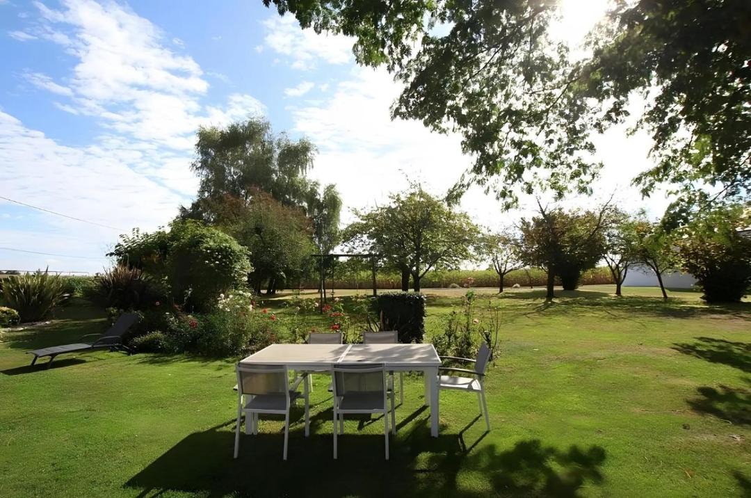 Photo of Others in Pontiacq-Viellepinte