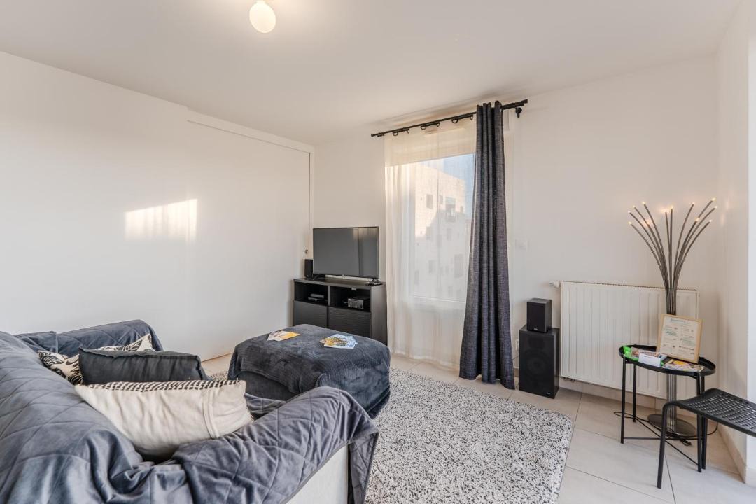 Photo of Others in Republique - Les Ponts