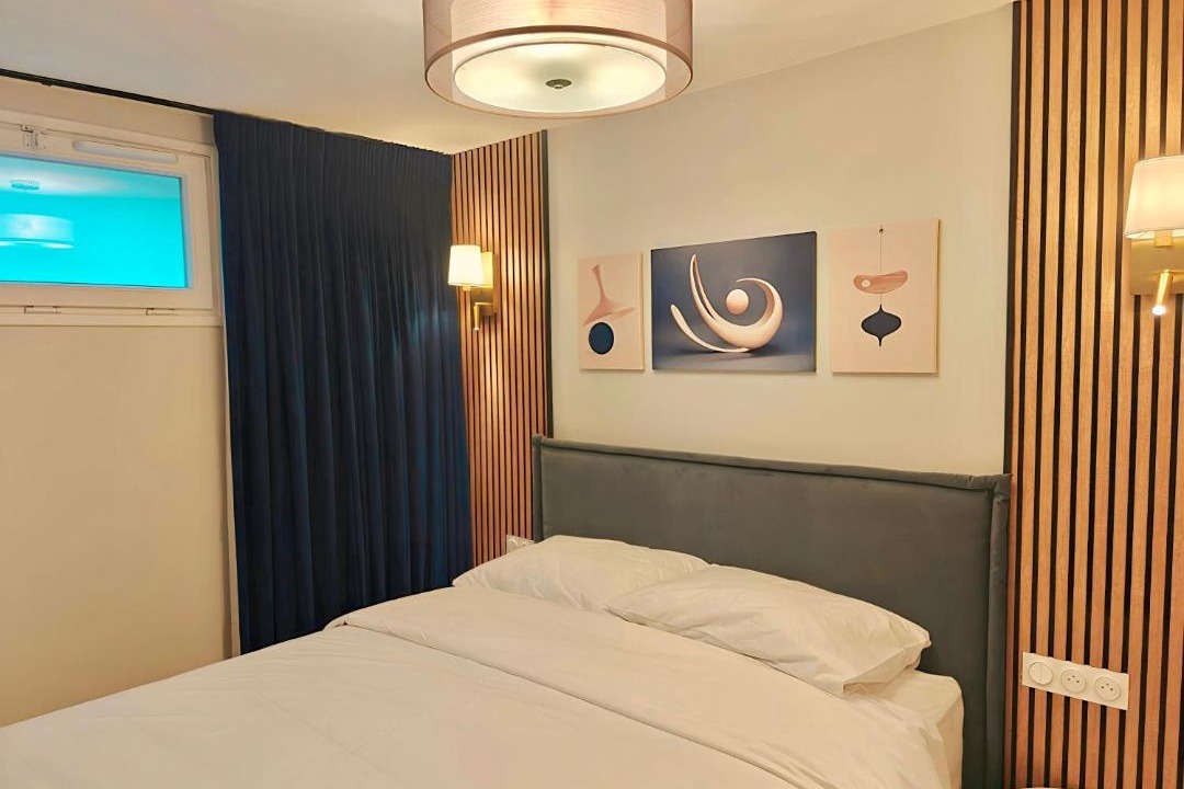 Photo of Bedroom in Issy-les-Moulineaux