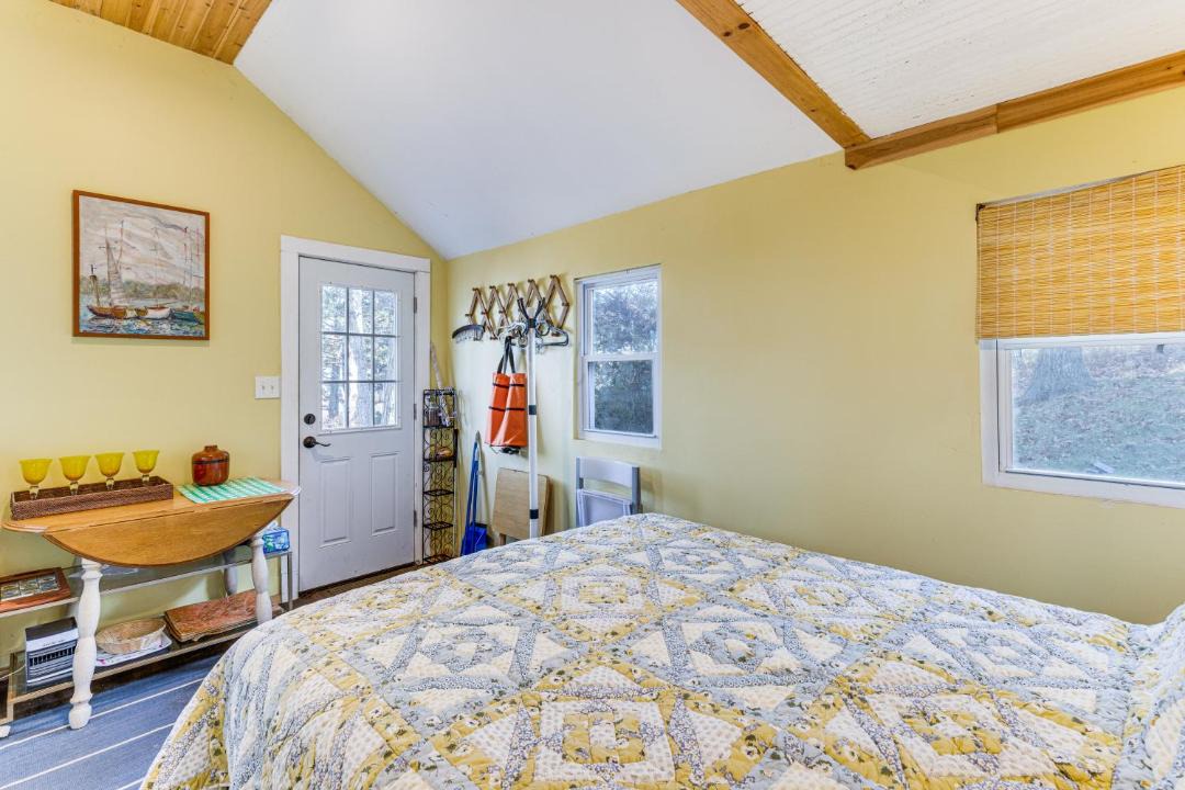 Photo of Bedroom in Baiting Hollow