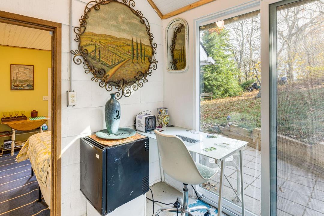 Photo of Others in Baiting Hollow