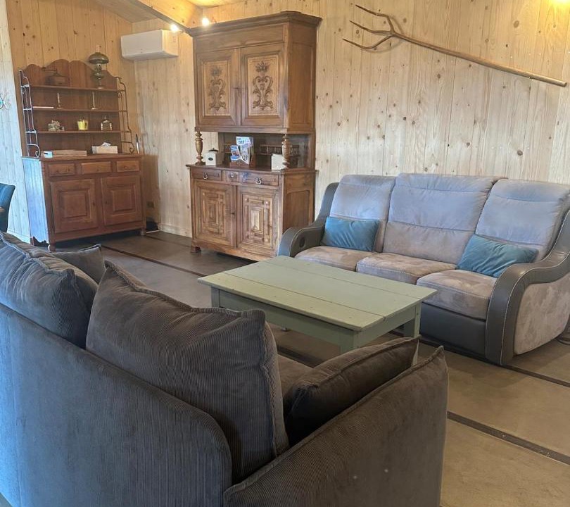 Photo of Livingroom in Saint-Gineis-en-Coiron