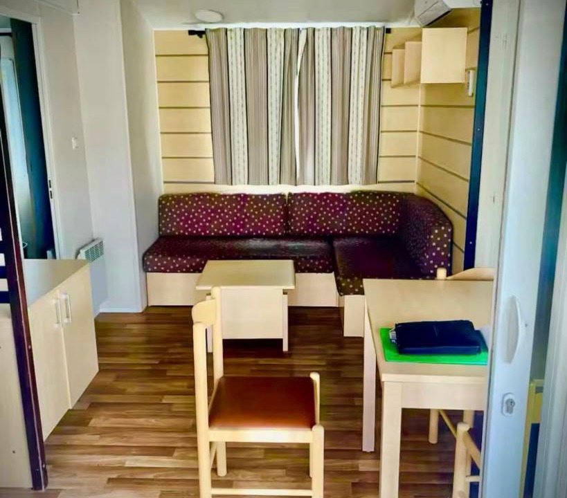 Photo of Others in Lagrand