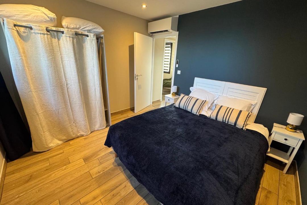 Photo of Bedroom in Saint-Come-de-Fresne