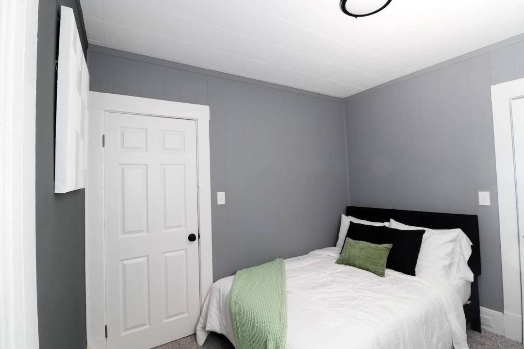 Photo of Bedroom in Tremont