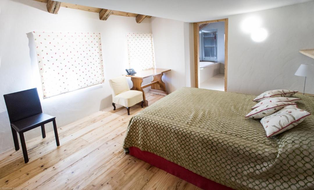 Photo of Bedroom in La Punt-Chamues-ch