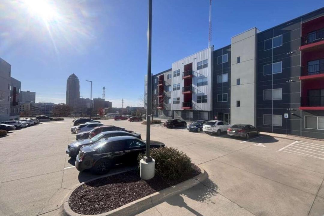 Photo of Buildings in Downtown Des Moines