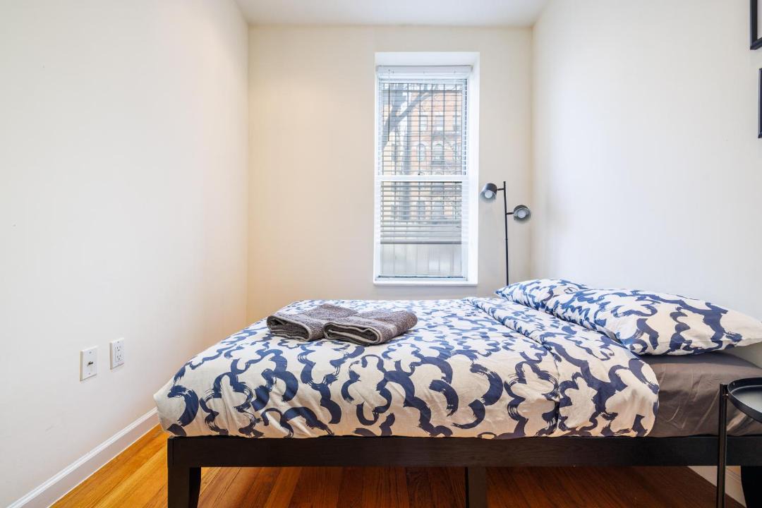 Photo of Others in Manhattan Valley