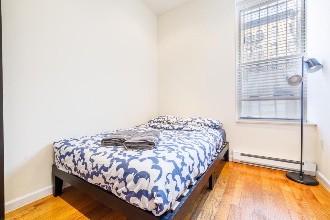 Photo of Others in Manhattan Valley