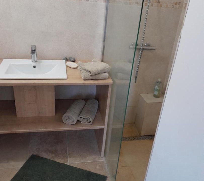 Photo of Bathroom in Chamant