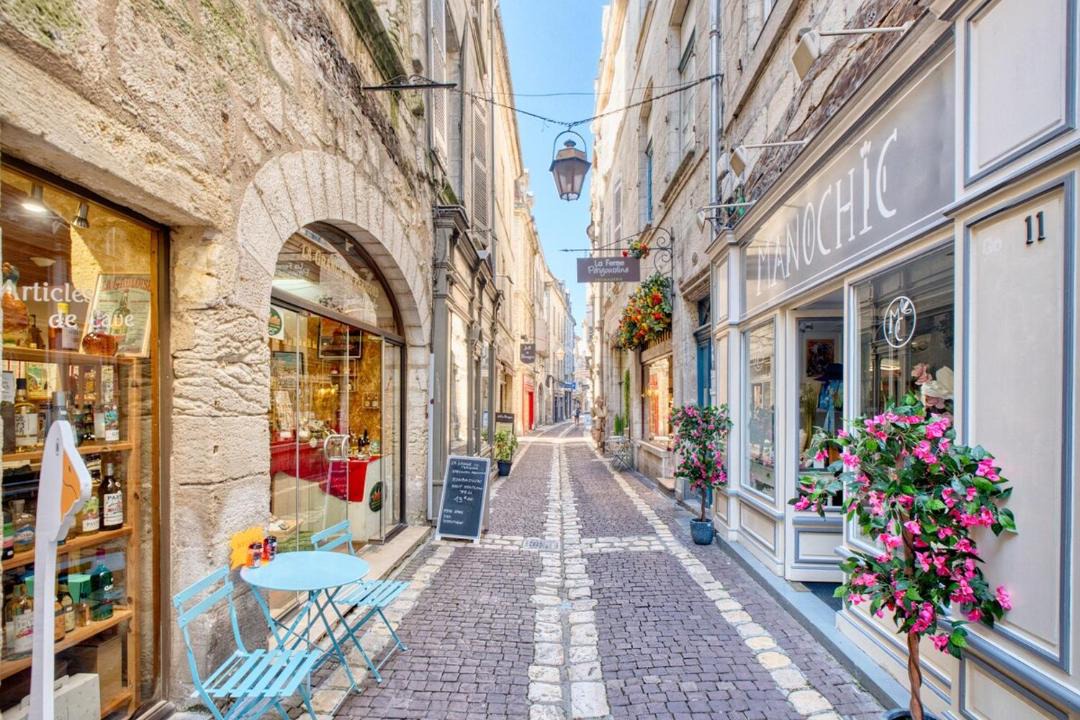 Photo of Others in Perigueux