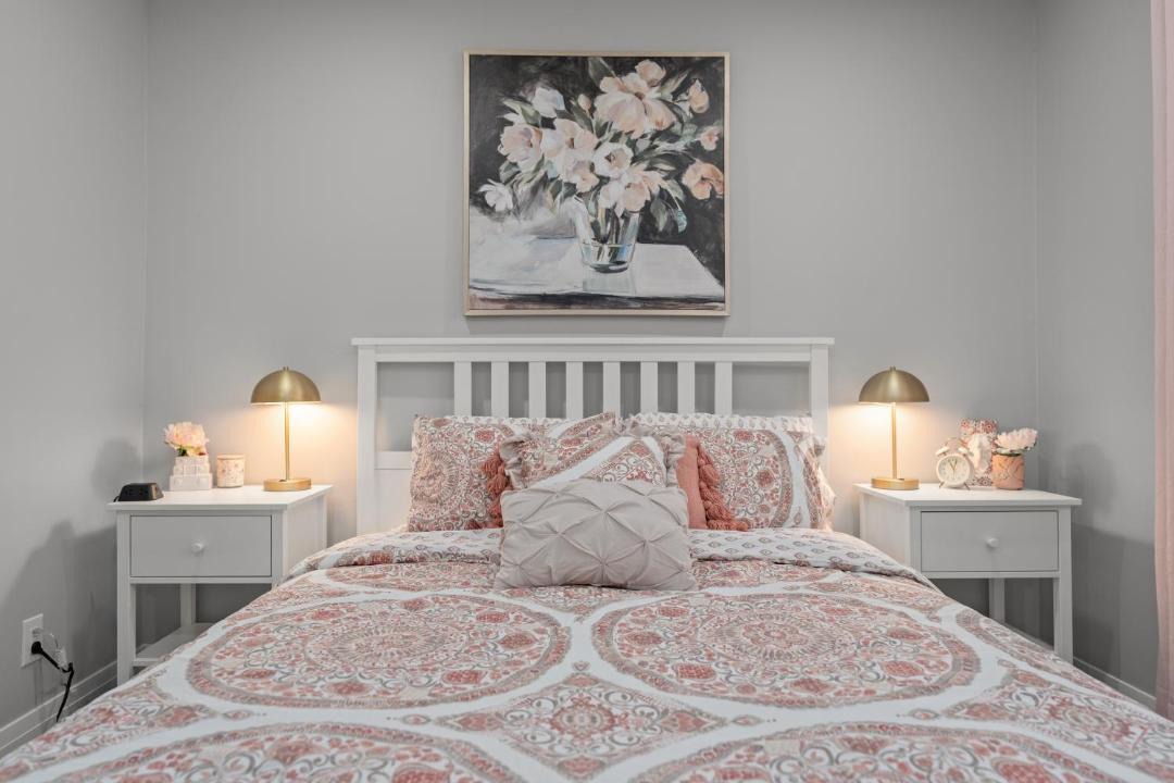 Photo of Bedroom in Amherstview