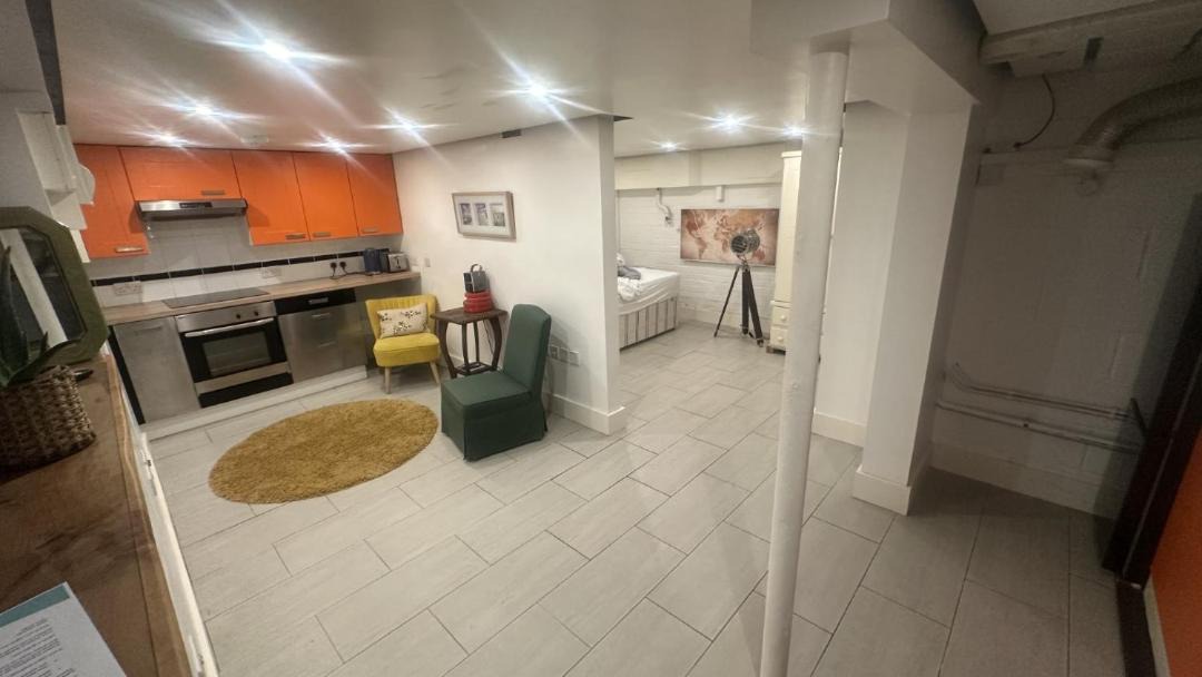 Photo of Others in Dorking