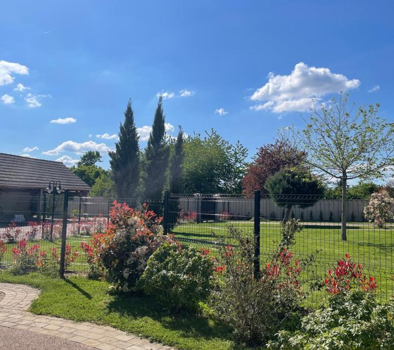 Photo of Others in Saint-Marcel