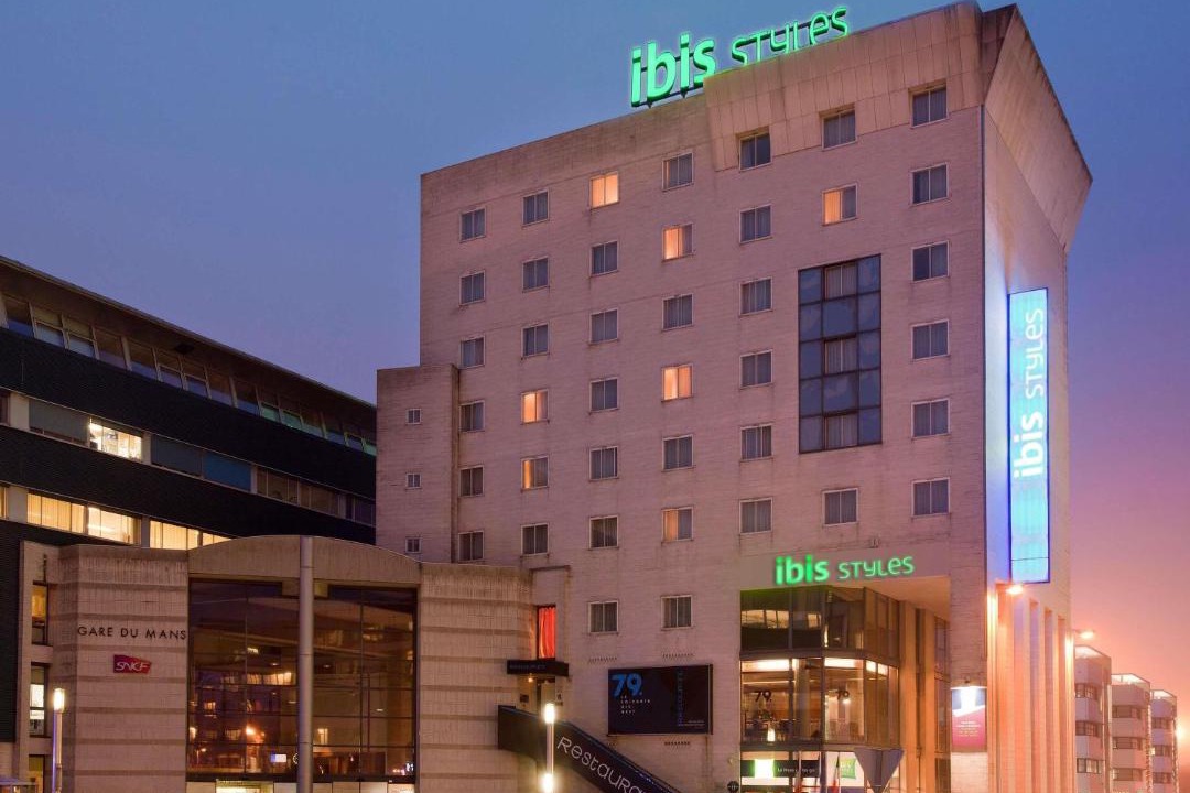 Photo of Buildings in Miroir - Batignolles