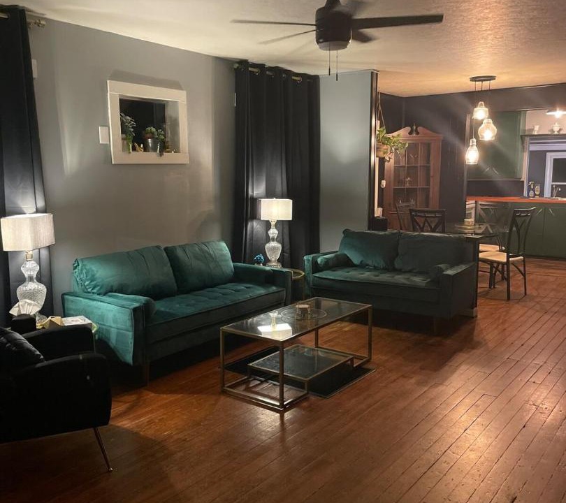 Photo of Livingroom in Chanute