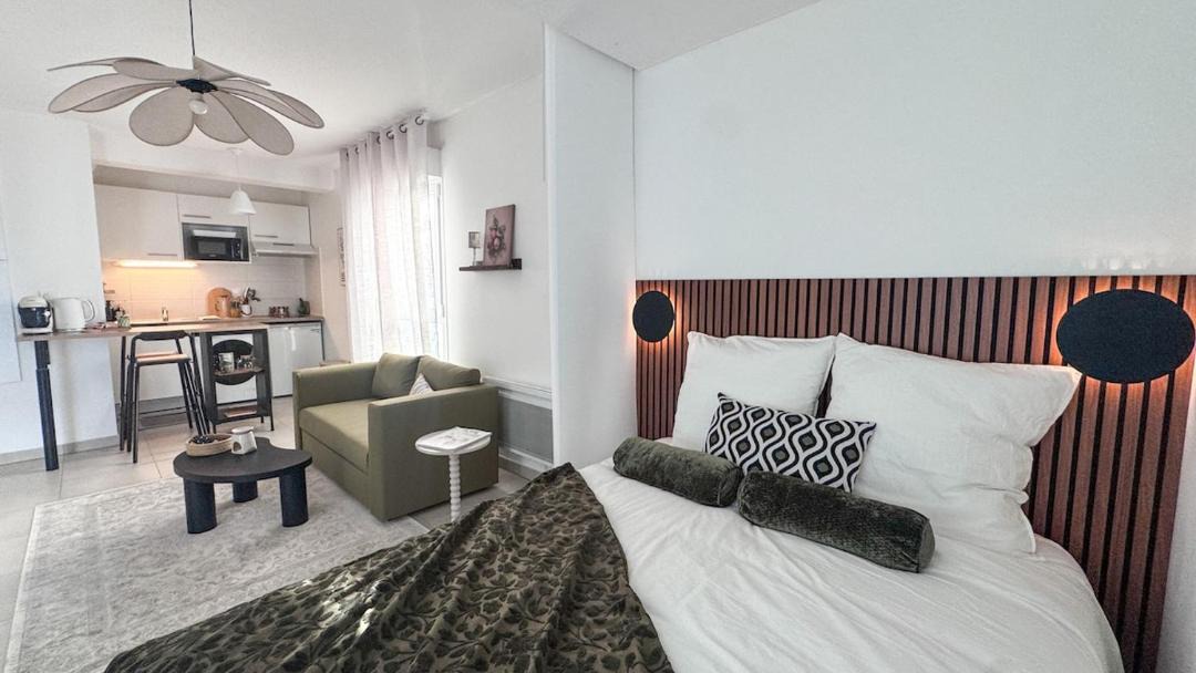 Photo of Bedroom in Colomiers