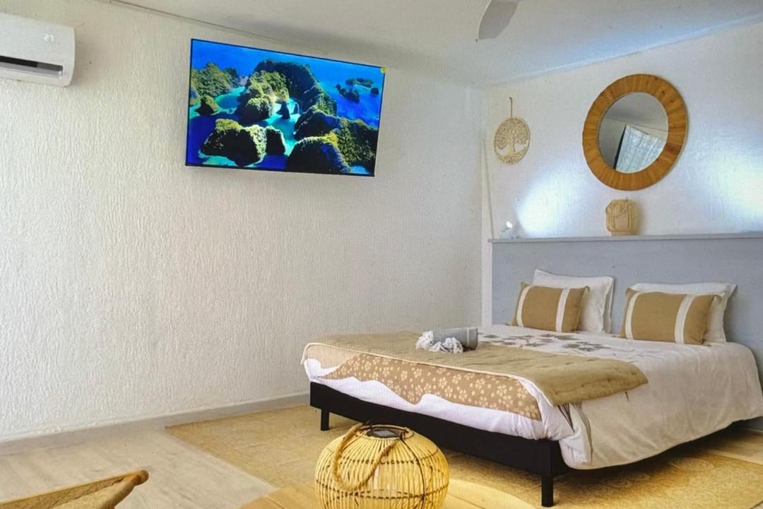 Photo of Others in Orient Bay