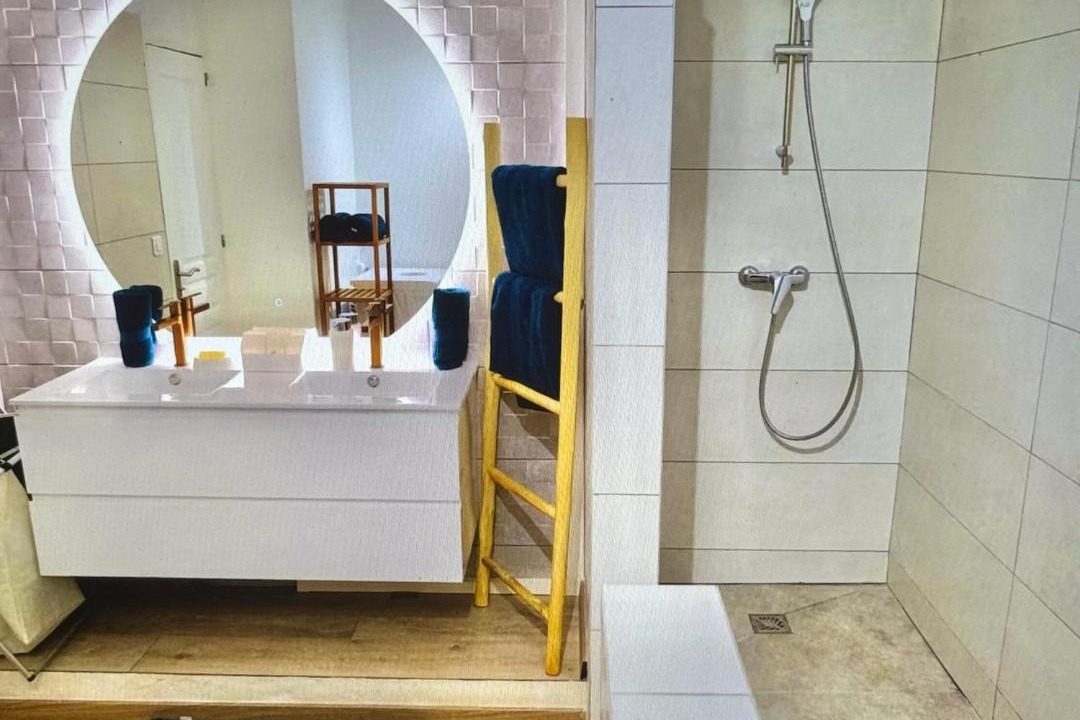 Photo of Bathroom in Orient Bay