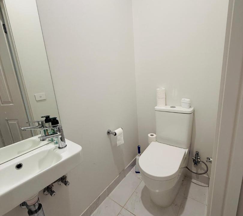 Photo of Bathroom in Manor Lakes