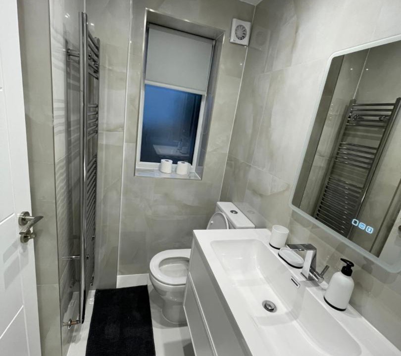 Photo of Bathroom in Barrow-on-Trent