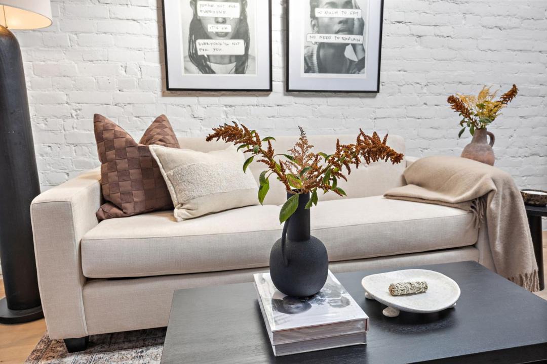 Photo of Livingroom in Beaconsfield Village
