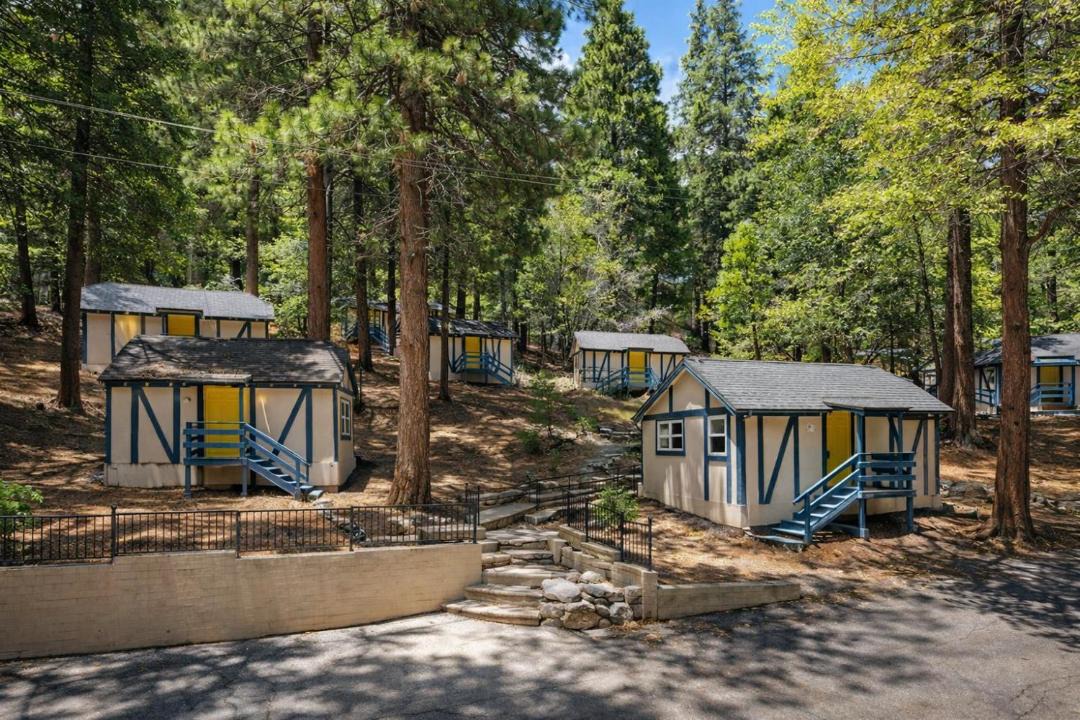 Photo of Others in Lake Arrowhead