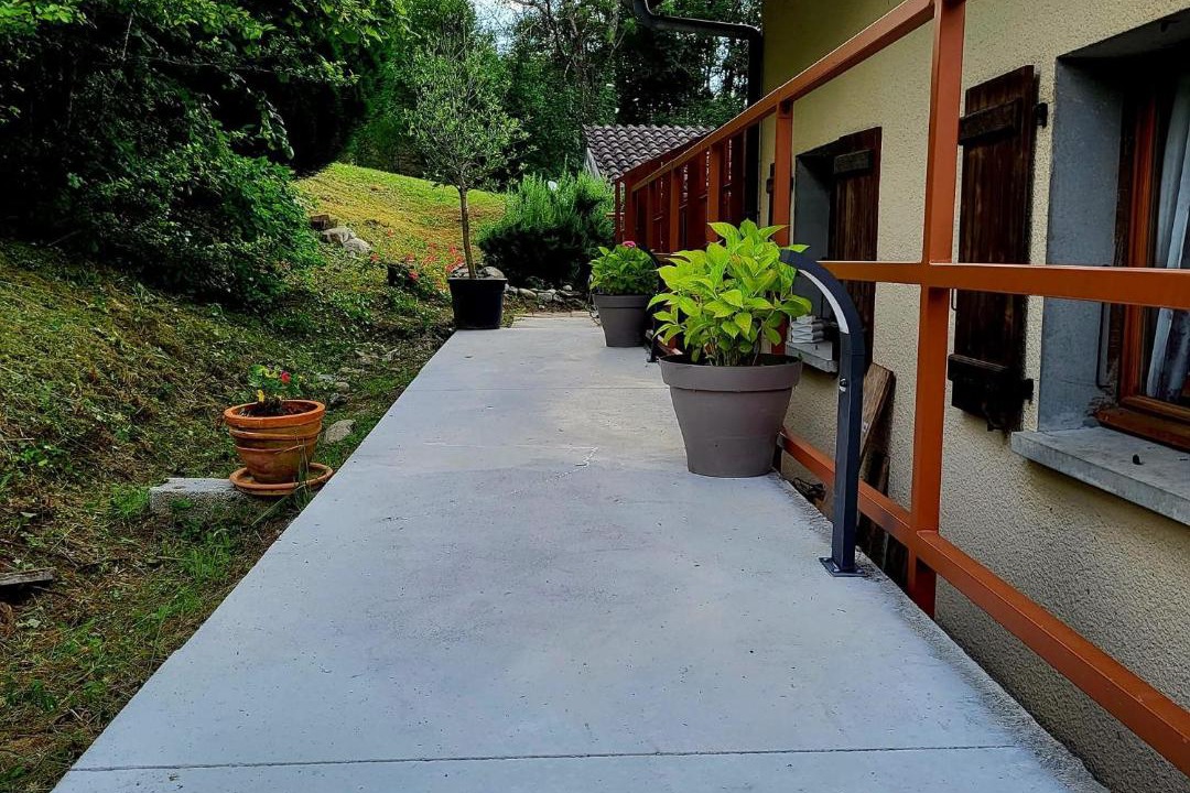 Photo of Others in Chanaz