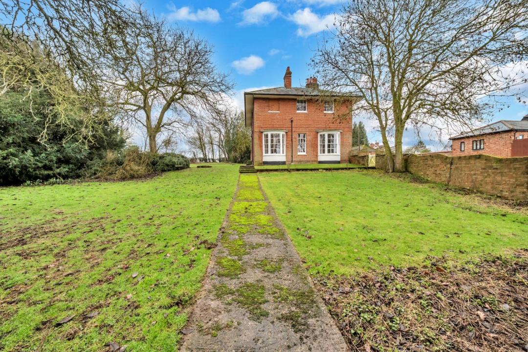 Photo of Others in The Pelhams