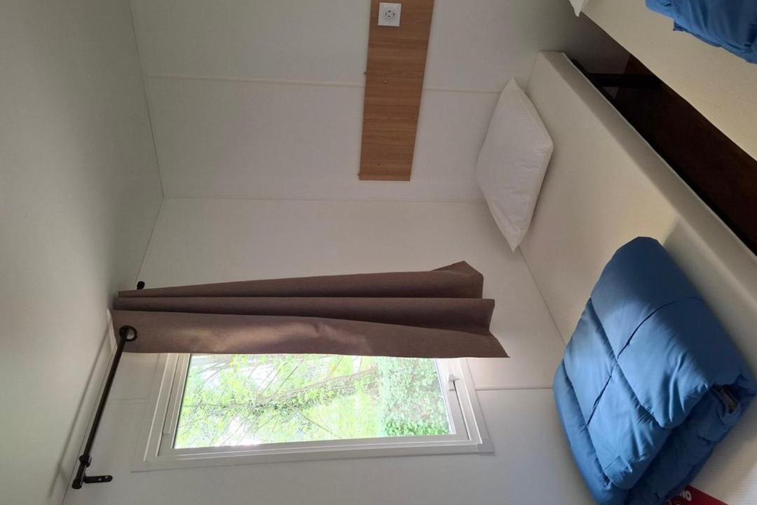 Photo of Bedroom in Long