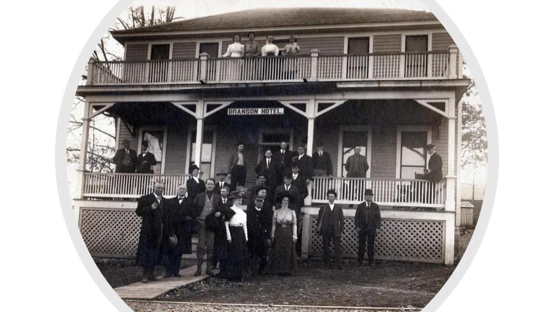 Photo of Others in Downtown Branson