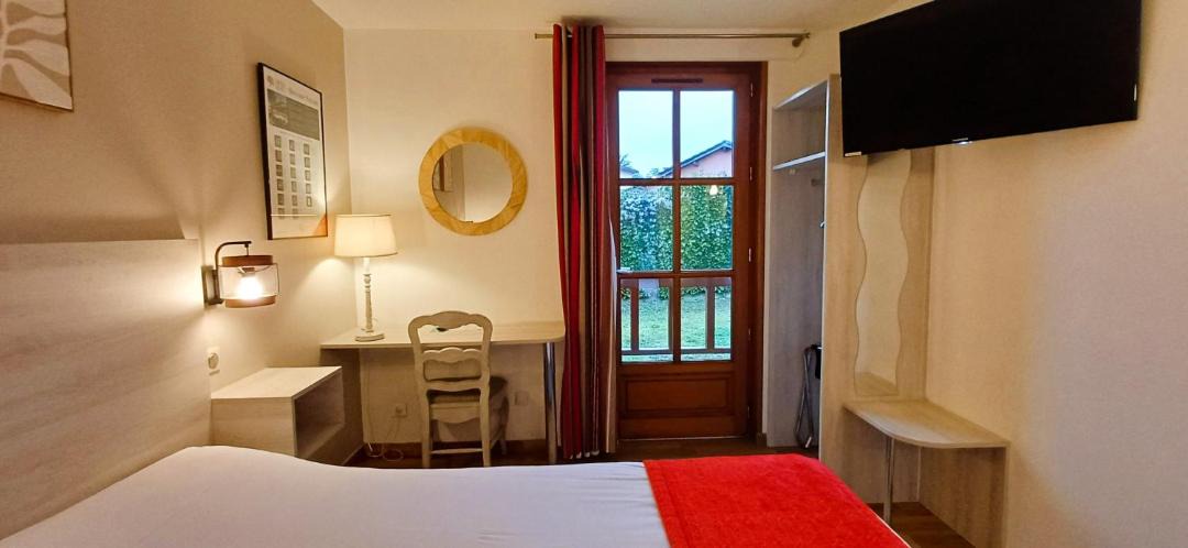 Photo of Others in Tournus