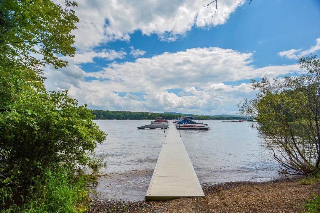 Photo of Others in Blakeslee