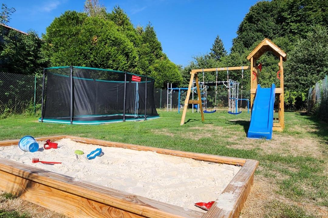 Photo of Others in Lorigne