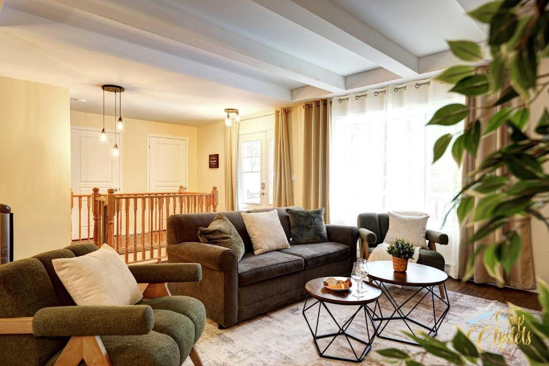 Photo of Livingroom in St-Adolphe-d'Howard