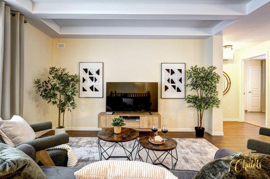 Photo of Livingroom in St-Adolphe-d'Howard