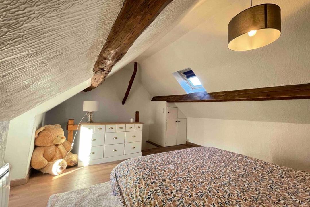 Photo of Bedroom in Saint-Mammes