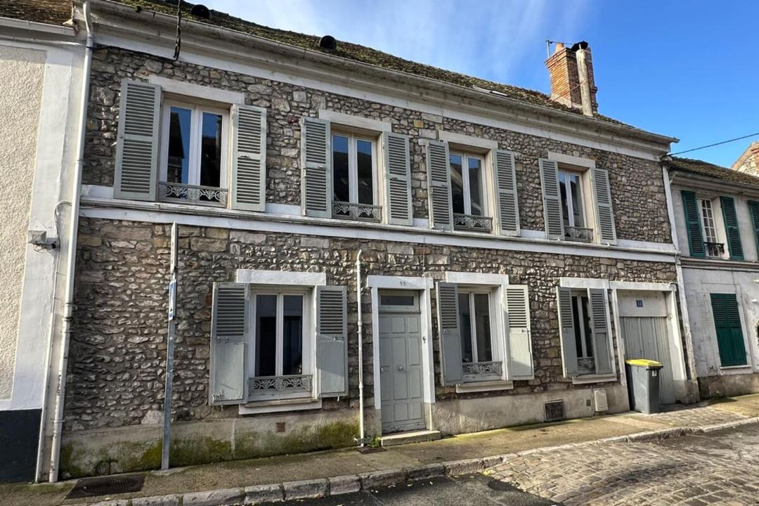 Photo of Others in Moret-sur-Loing