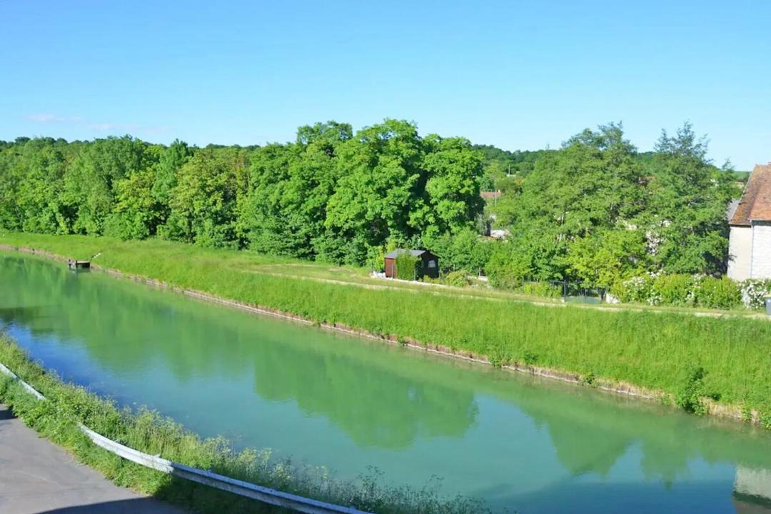 Photo of Others in Moret-sur-Loing