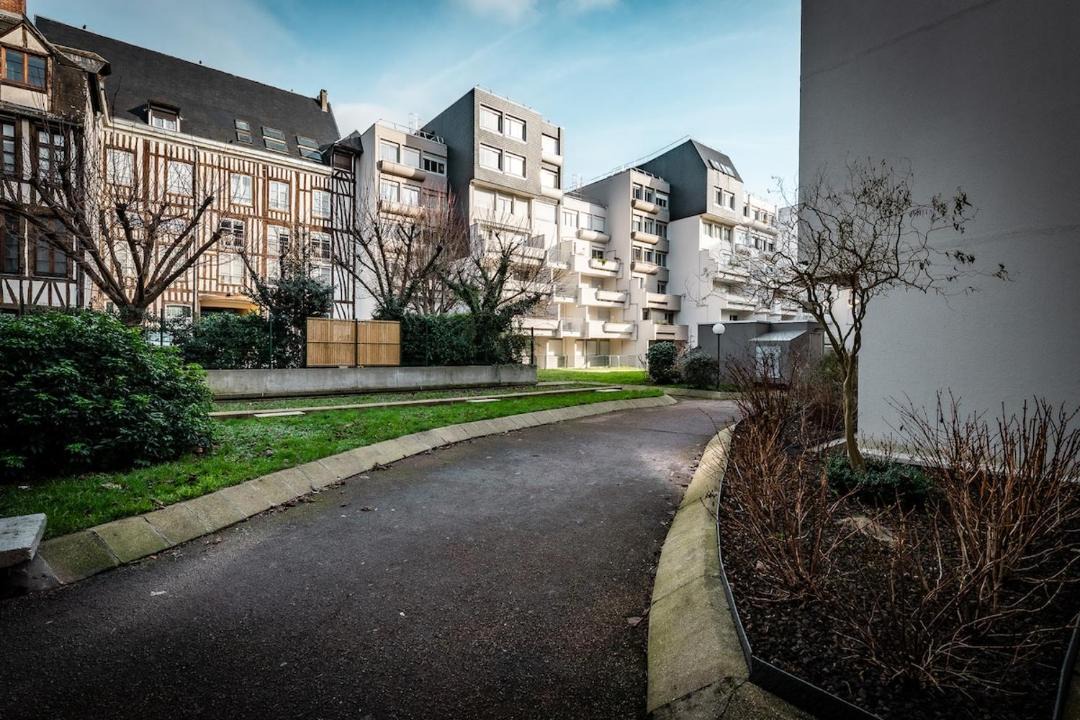 Photo of Others in Quartier Saint-Marc - Croix de Pierre - Saint-Nicaise