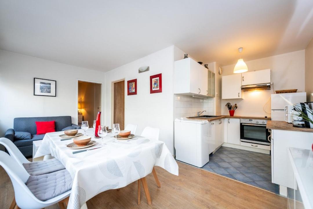 Photo of Kitchen in Quartier Saint-Marc - Croix de Pierre - Saint-Nicaise