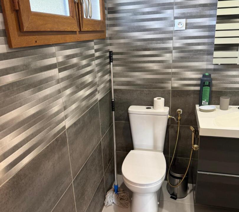 Photo of Bathroom in La Roquette
