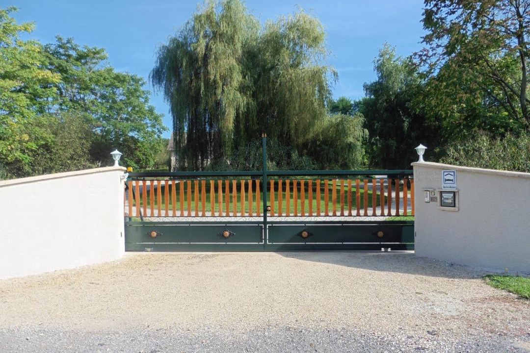 Photo of Others in Boyer