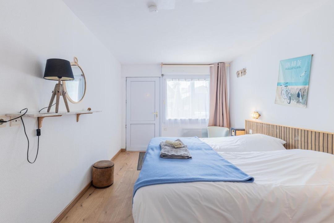Photo of Bedroom in Morgat